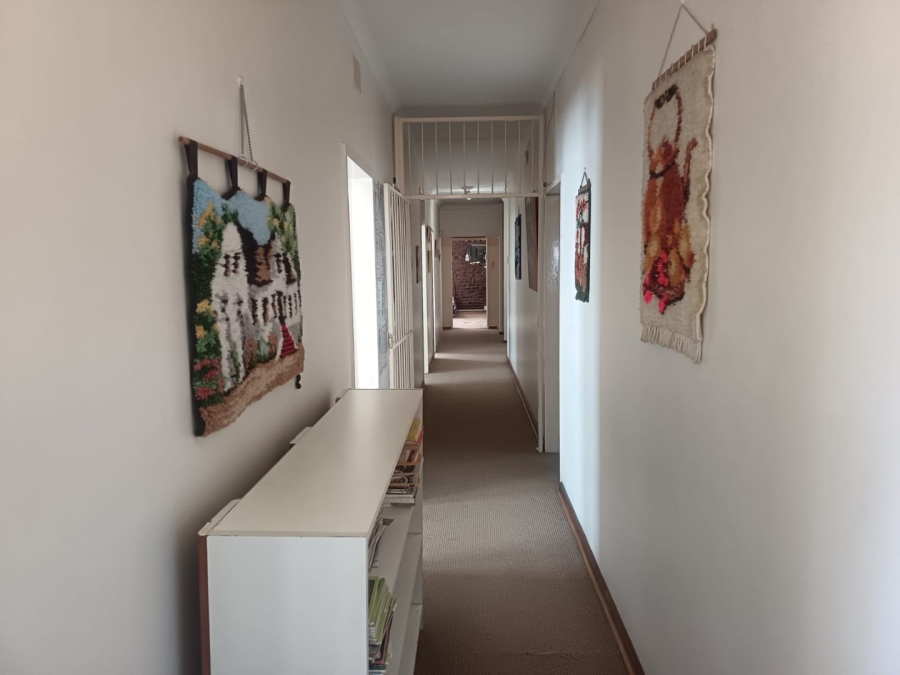 4 Bedroom Property for Sale in Heuwelsig Northern Cape